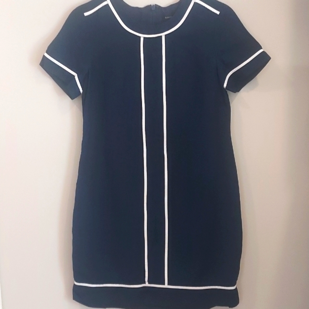 Banana Republic piped navy linen blend shift dress size 2